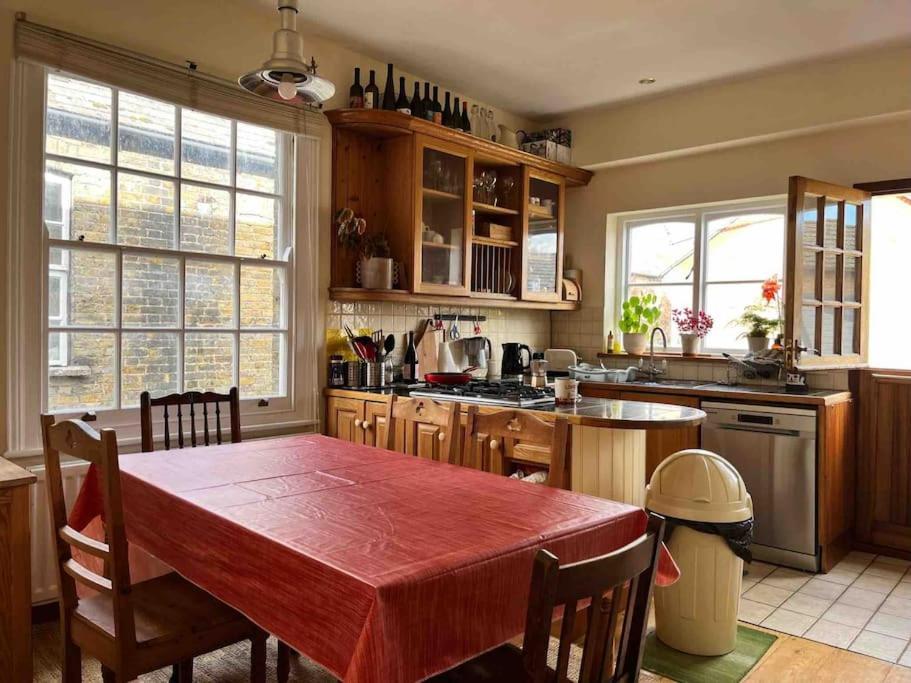 Cb53 Tower Bridge Townhouse 2 Bathrooms & Free Parking London Exterior photo