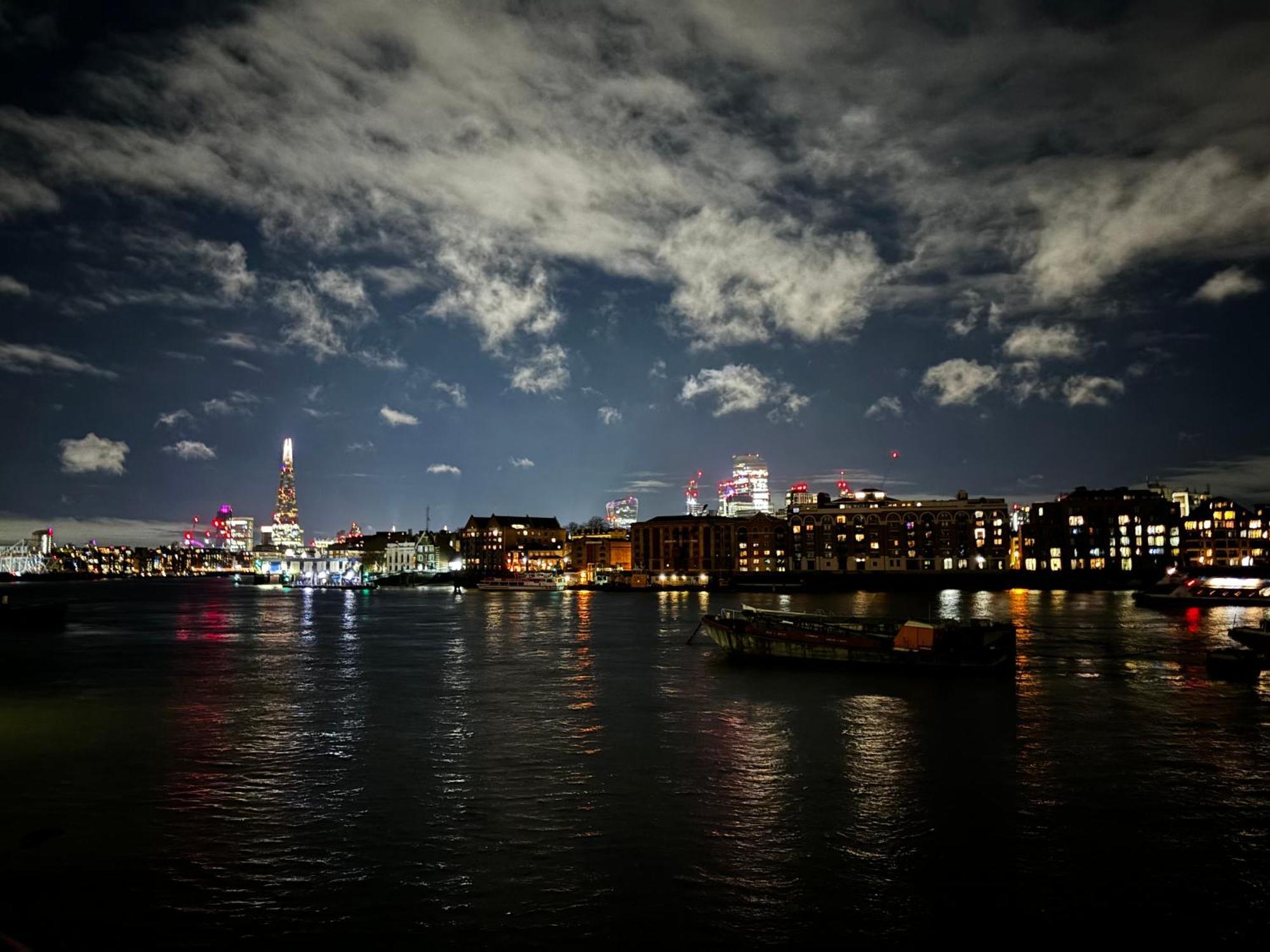 Cb53 Tower Bridge Townhouse 2 Bathrooms & Free Parking London Exterior photo